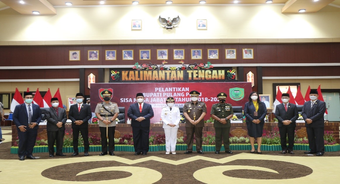 pelantikanbupatipudji1