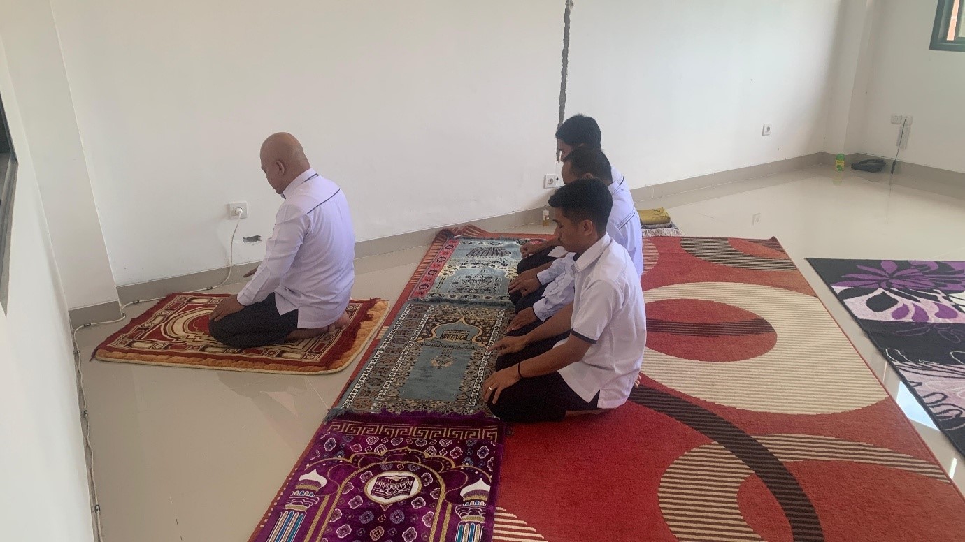 400.  Tingkatkan Ukhuwah PA Pulang Pisau Konsisten Laksanakan Shalat Berjamaah