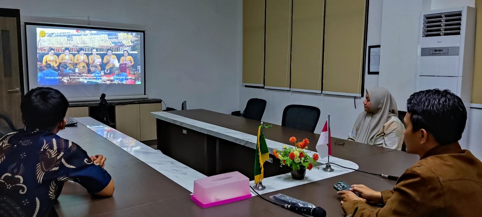 401. Pengadilan Agama Pulang Pisau Ikuti Acara Pagelaran Wayang Kulit Virtual Bersama Mahkamah Agung
